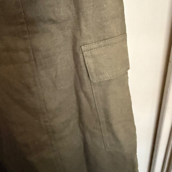 Cargo linen mini dress - Picture 4 of 6